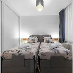 Le Darcet - Hypercentre - Calme - Proche Gare & Thermes Apartment *