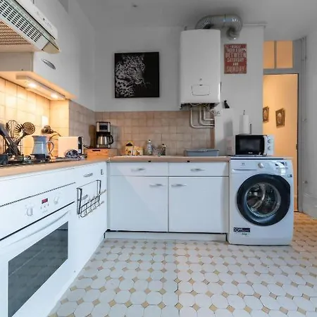 Apartment Le Darcet - Hypercentre - Calme - Proche Gare & Thermes